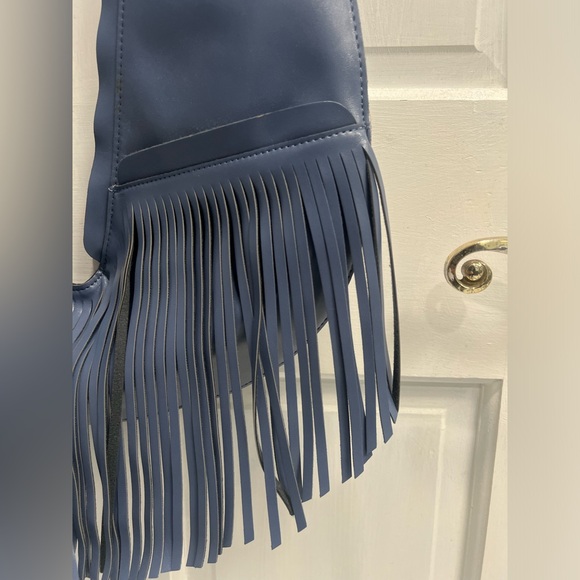The SASH NWT Moonstone DISCONTINUED Fringed Faux Vegan Leather Crossbody Purse - Picture 2 of 10